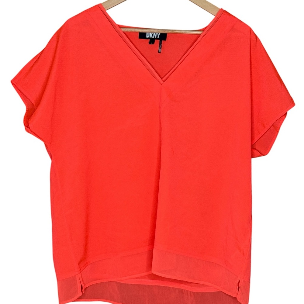 DKNY Bright Orange V Neck Blouse Womens M Short Sleeve Bold Minimalist Top